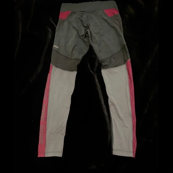 PINK Leggings - Picture 3 of 5